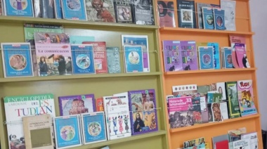 La Biblioteca participó de la Feria del Libro y sumó 85 nuevos ejemplares a su colección