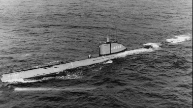 Revelan una nueva foto que prueba que el naufragio de Quequén es de un submarino nazi