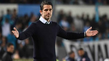 Independiente le ganó a Racing y lo dejó sin técnico