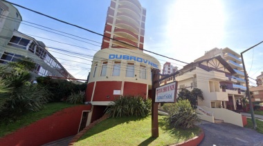 Se derrumbó un hotel y ya encontraron un muerto entre los escombros