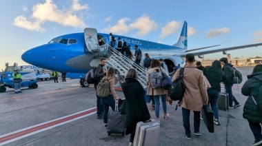 Aerolíneas y los gremios llegaron a un acuerdo y empieza a destrabarse el conflicto aeronáutico