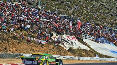 Kicillof anunció la puesta en valor del Autódromo Juan Manuel Fangio
