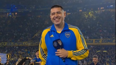 Riquelme se postuló como presidente de Boca y competirá contra Macri