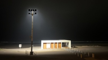 Unos 150 reflectores Led potenciarán la iluminación en la playa