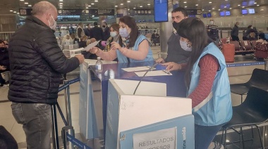 Un cordobes volvio de viaje contagiado con la variante Delta e infecto a 13 personas