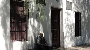 En el Día del Maestro, cuál era el verdadero nombre del "Padre del Aula"