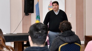 La charla para conductores principiantes se realizará este viernes en el Centro Cultural