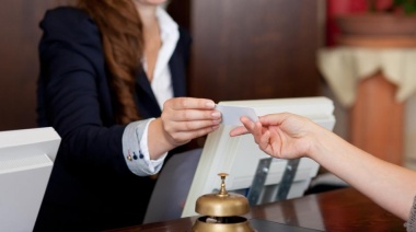 Según el Indec, la ocupación hotelera cayó 22,3% interanual en mayo