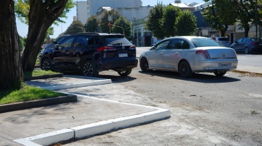 El municipio renueva los bulevares de estacionamiento en la Avenida 59