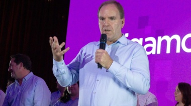 Con una emocionante anécdota, Schwartz llamó a involucrarse en la política