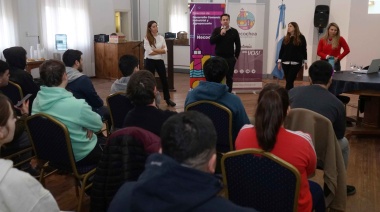 Alrededor de 200 personas participaron del taller de Armado de Currículum Vitae