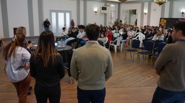 A sala llena, el municipio dictó un nuevo curso de armado de CV