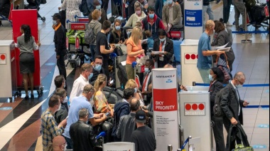 Amplían restricciones en todo el mundo por la variante Ómicron
