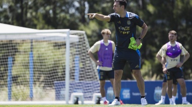 Con Messi en el once titular, esta noche la Selección Argentina se enfrenta a Paraguay