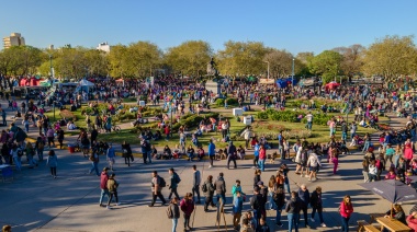 Día dos en la Plaza: El humor de Bossi y decenas de actividades para compartir en familia
