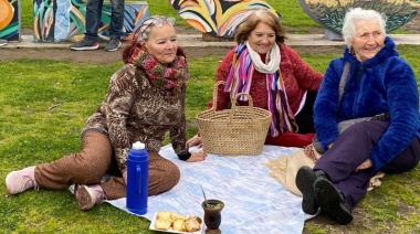 Desarrollo Humano organiza festejo para agasajar a los adultos y las adultas mayores