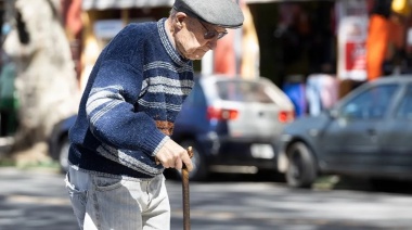 Evalúan el pago de un bono de 55.000 pesos para ayudar a los jubilados