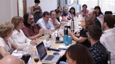 Docentes bonaerense quieren llegar a un aumento del 65% con el sueldo de julio