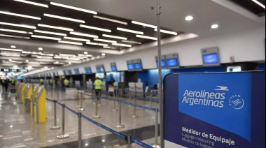 El Gobierno declaró como servicio esencial al sector aerocomercial y los gremios irán a la Justicia