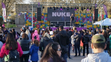 Cientos de jóvenes participaron del festejo de la primavera organizado por la Muni
