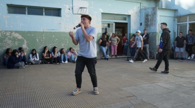 Juventud organizó jornada rapera en la Secundaria Nº 9 de Quequén