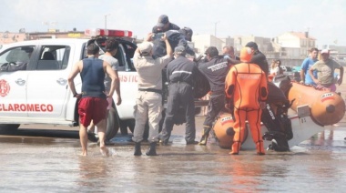 Encontraron un cuerpo flotando e investigan si se trata del kayakista que desapareció