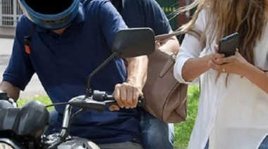 Detuvieron a un par de motochorros por el violento arrebato a una vecina