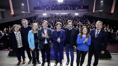 La concejal Andrea Cáceres participó en la apertura del 1° Congreso de Educación