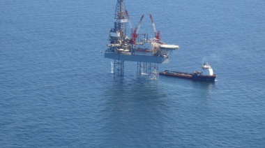 YPF augura una producción de 250 mil barriles de petróleo diarios con la explotación offshore