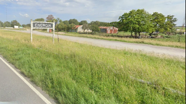 Por la cantidad de agua en la calzada, quedó cortada la Ruta 228 en Energía