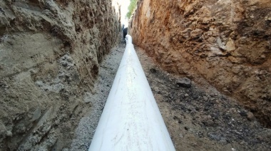 Se extienden las redes cloacales y de agua en la Avenida 91
