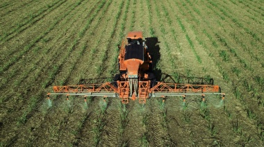 Prorrogan hasta noviembre la regulación del uso de agroquímicos