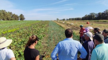 El municipio visitó a productores locales de frutas y verduras
