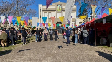 Festival de Especialidades de los Scouts en plena Plaza Dardo Rocha