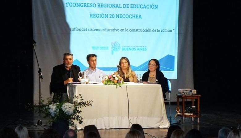 El Intendente en el Congreso Regional: “La educación debe ser una política pública, gobierne quien gobierne”