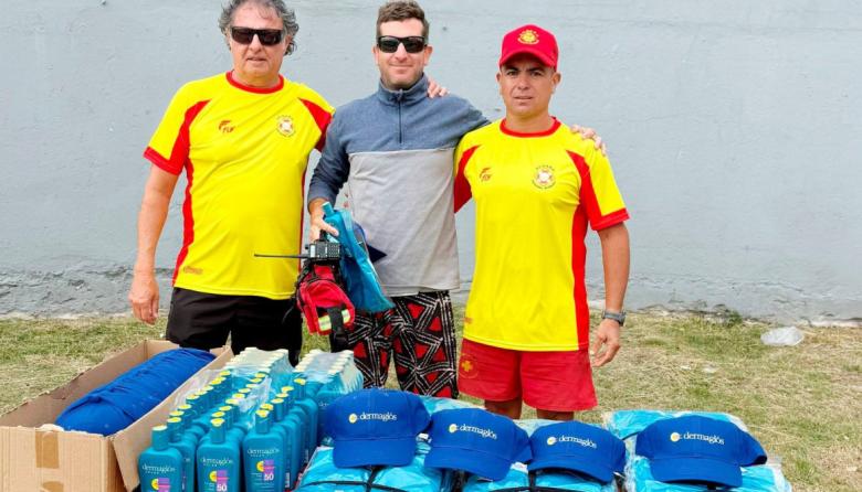 SUGARA entregó kits a guardavidas en el inicio de la temporada