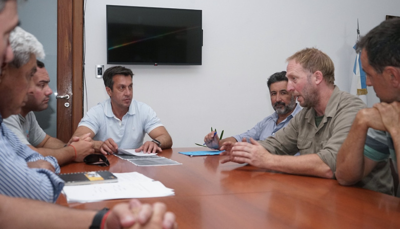 El intendente encabezó una reunión de coordinación ante jornadas de riesgo extremo de incendios