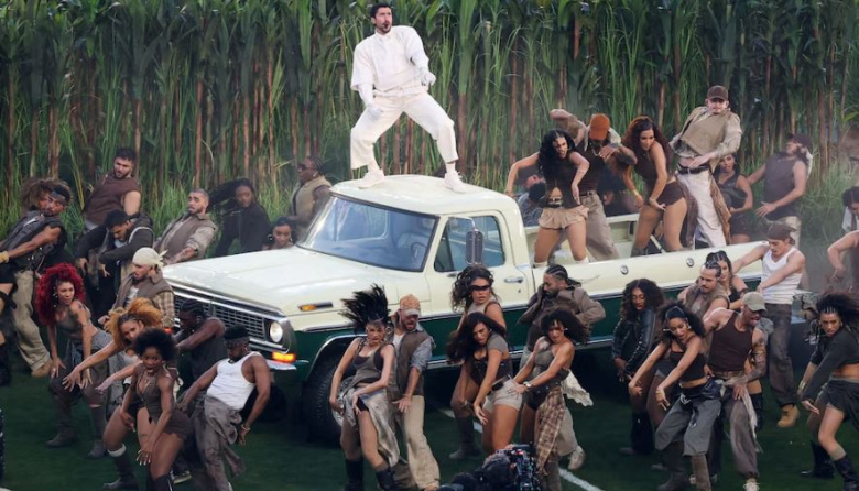 El histórico show de Bad Bunny en el Super Bowl: récord de audiencia, orgullo latino y polémica política