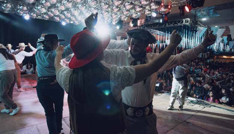 Se prepara un Día de los Enamorados especial, con mateada al ritmo tradicionalista de “Zamba Lentín”