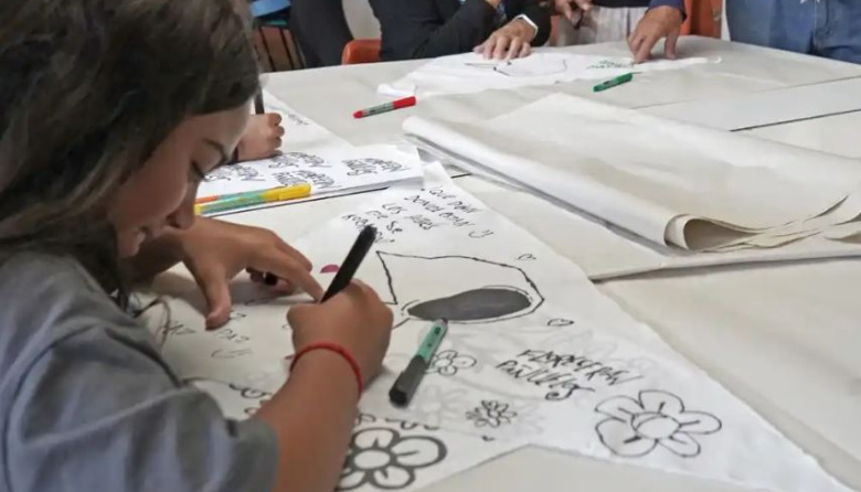 Actividad por la memoria en el Centro Cultural Necochea