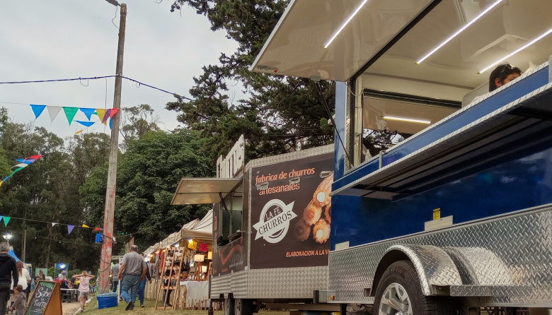 La propuesta de los vehículos gastronómicos invita a disfrutar de los mejores sabores en Pascuas