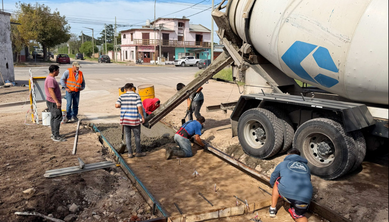 Intervienen con mejoras en el escurrimiento de agua en un sector de Quequén