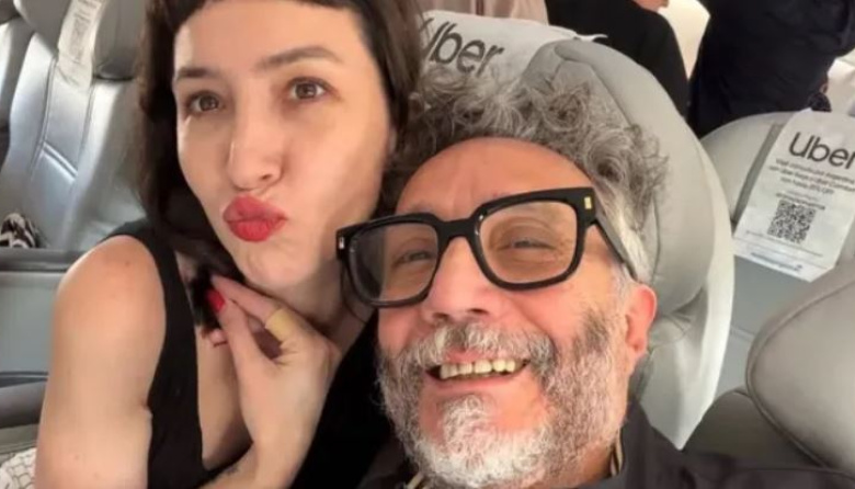 Fito Páez y Sofía Gala blanquearon su romance con un beso a la vista de todos: el video viral