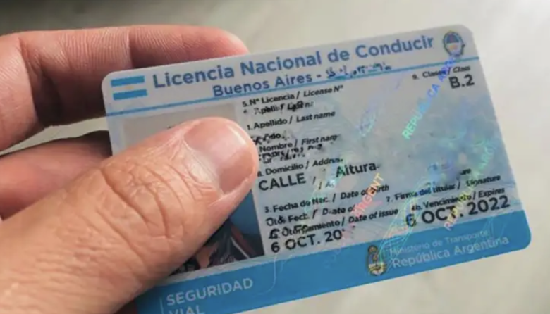 Cambios en las licencias de conducir: mayores de 65 años deberán renovar con más controles