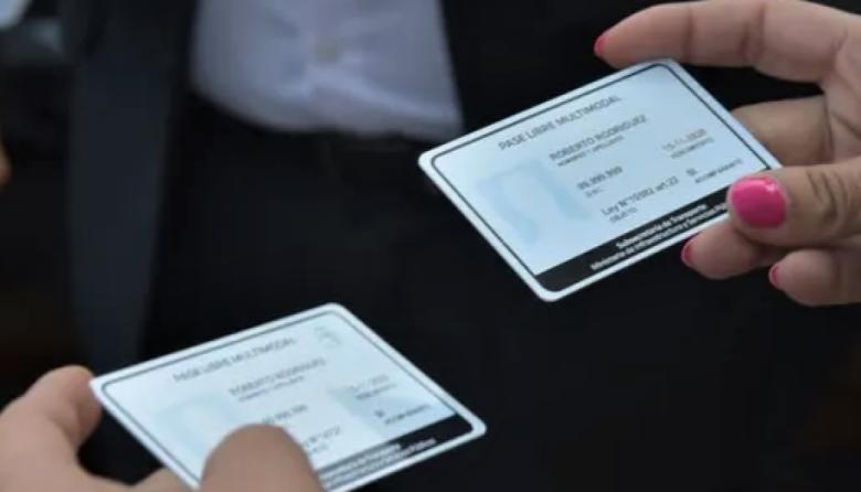 Se recuerda que ya se pueden retirar los pases multimodales para personas con discapacidad