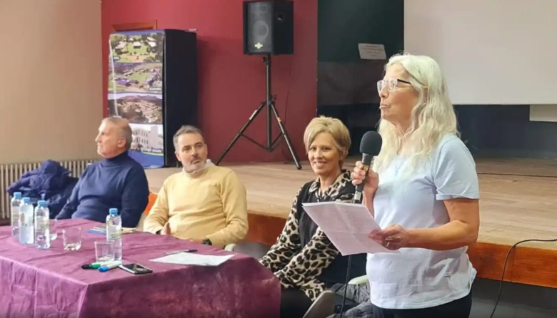 "La paz requiere trabajo y construir consensos"