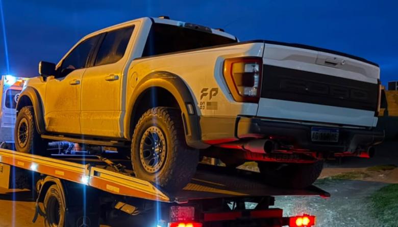 Porteño quiso hacerse el vivo con una Ford Raptor en Quequén... y terminó sin camioneta