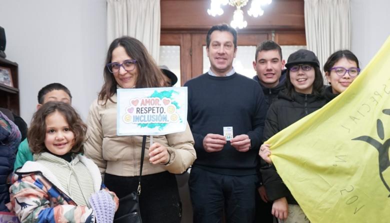 Del barrio al municipio: alumnos de la Escuela 501 compartieron una jornada especial con el Intendente