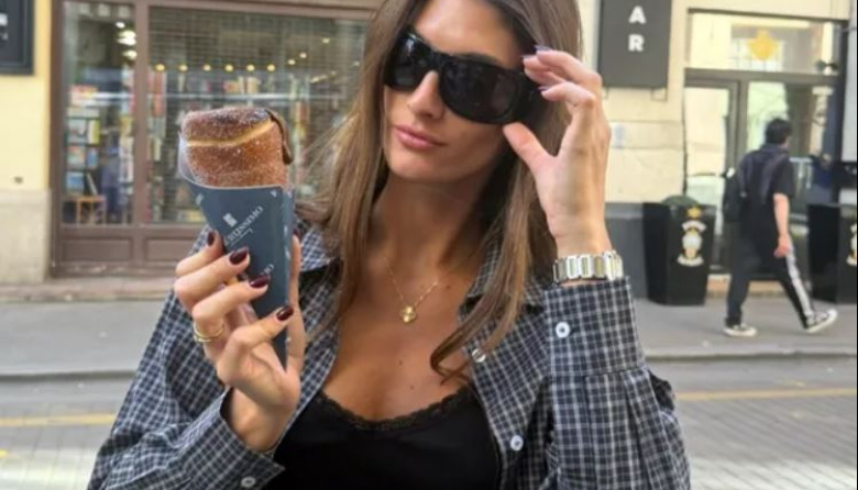 Lola Latorre lanzó un nuevo producto y la acusaron de copiar a Hailey Bieber: "La versión pobre"