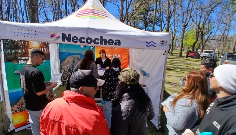 Necochea llevó sus atractivos y sabores a la Fiesta Nacional del Salame Quintero en Mercedes